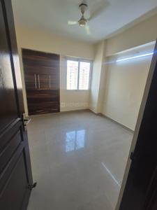 Hall Image of 890 Sq.ft 2 BHK Apartment / Flat for rent in Sethi Max Royal, Sector 76 Noida for Rs. 26000