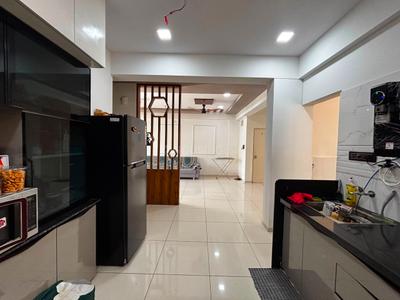 Kitchen Image of 1800 Sq.ft 3 BHK Penthouse for sale in Shyamal Park, Bhayli Vadodara for Rs. 8500000