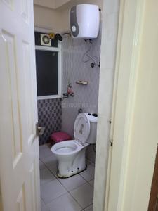 Bathroom Image of 1150 Sq.ft 2.5 BHK Apartment / Flat for sale in Express Zenith, Sector 77 Noida for Rs. 12000000