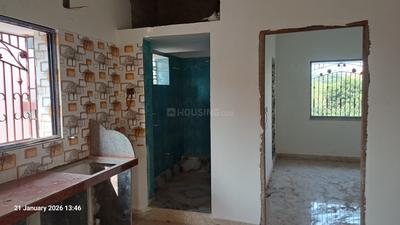 Kitchen Image of 825 Sq.ft 2 BHK Apartment / Flat for rent in Baranagar Kolkata for Rs. 13000