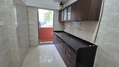 Kitchen Image of 925 Sq.ft 2 BHK Apartment / Flat for sale in Chembur Mumbai for Rs. 25000000