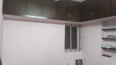 Bedroom Image of 500 Sq.ft 1 RK Apartment / Flat for rent in Gandhipuram Coimbatore for Rs. 30000