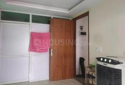 Bedroom Image of 690 Sq.ft 2 BHK Builder Floor for sale in Jamia Nagar New Delhi for Rs. 6000000