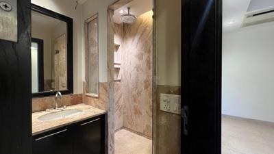 Image of 3600 Sq.ft 4 BHK Builder Floor for sale in Vasant Vihar, New Delhi for Rs. 165000000