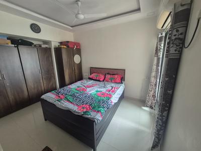 Bedroom Image of 690 Sq.ft 2 BHK Apartment / Flat for sale in Kasarvadavali Thane for Rs. 12000000