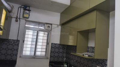 Kitchen Image of 650 Sq.ft 1 BHK Apartment / Flat for rent in Lodha Amara, Kolshet Thane for Rs. 33000