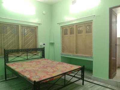 Bedroom Image of 1250 Sq.ft 3 BHK Independent House for rent in Chinar Park Kolkata for Rs. 15000