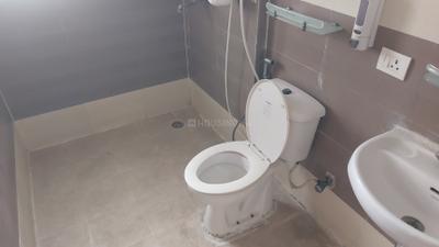 Image of 1340 Sq.ft 3 BHK Apartment / Flat for rent in Maxblis White House, Sector 75, Noida for Rs. 36000