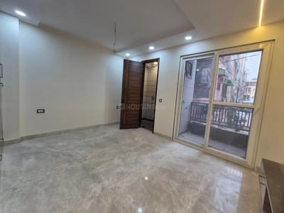 Bedroom Image of 1000 Sq.ft 2 BHK Builder Floor for sale in Ramesh Nagar New Delhi for Rs. 17000000