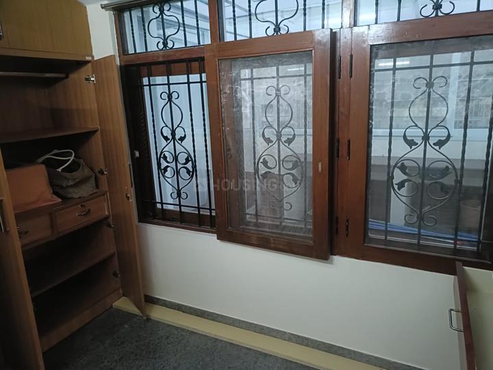 Shanthala Nagar Main Image 1