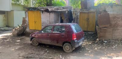 Image of 3600 Sq.ft Residential Plot / Land for sale in Saadatganj, Lucknow for Rs. 9000000