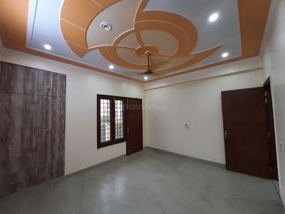 Living Room Image of 5200 Sq.ft 5 BHK Villa for sale in Sector 93B Noida for Rs. 150000000
