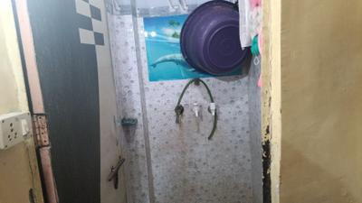 Bathroom Image of 600 Sq.ft 1 BHK Apartment / Flat for sale in Siddharth Vihar Ghaziabad for Rs. 1800000