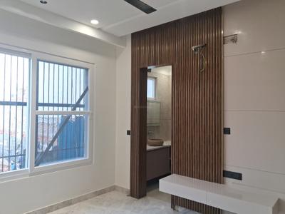 Bedroom Image of 1800 Sq.ft 3 BHK Builder Floor for sale in Paschim Vihar New Delhi for Rs. 37600000