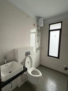 Image of 800 Sq.ft 2 BHK Apartment / Flat for rent in Risland The Icon, Thane West, Thane for Rs. 42000