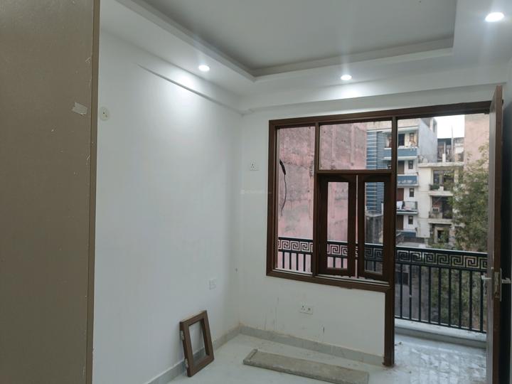 Chattarpur Main Image 1