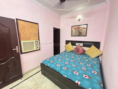 Bedroom Image of 420 Sq.ft 1 BHK Builder Floor for rent in Sector 24 Rohini New Delhi for Rs. 13000