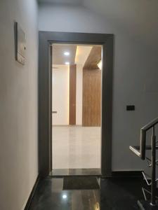 Main Entrance Image of 1620 Sq.ft 3 BHK Builder Floor for sale in BPTP District 3, Sector 85 Faridabad for Rs. 18000000