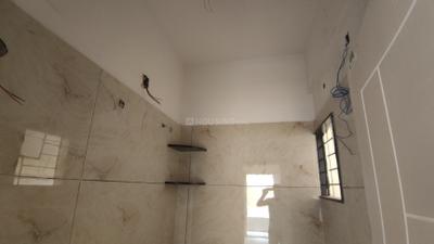 Bathroom Image of 630 Sq.ft 1 BHK Builder Floor for rent in Singasandra Bengaluru for Rs. 25000