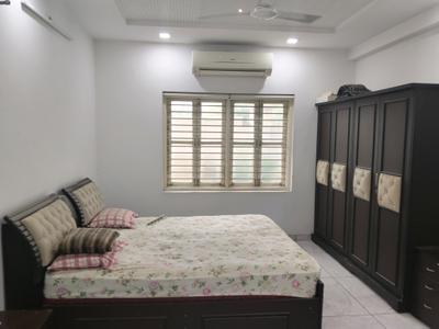 Bedroom Image of 8730 Sq.ft 3.5 BHK Independent House for rent in Sanskruti Sentossa Greens, Vaishno Devi Circle Ahmedabad for Rs. 75000