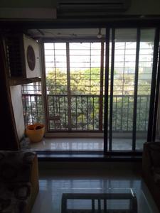 Balcony Image of 1035 Sq.ft 2 BHK Apartment / Flat for rent in Kanakia Niharika, Thane West Thane for Rs. 52000