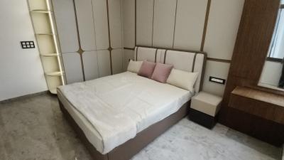Bedroom Image of 1650 Sq.ft 3 BHK Builder Floor for sale in Kaushambi Ghaziabad for Rs. 16000000