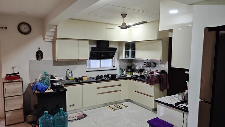 Hallmark Sunnyside Main Image 1