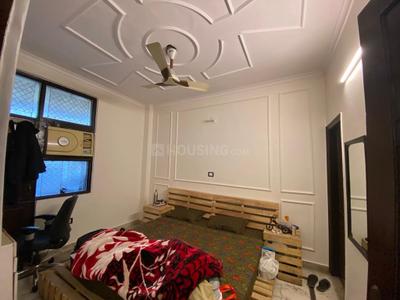 Bedroom Image of 700 Sq.ft 2 BHK Builder Floor for rent in Sector 8 Rohini New Delhi for Rs. 30000