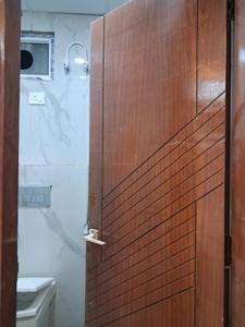 Common Bathroom Image of 1050 Sq.ft 2 BHK Apartment / Flat for sale in Sector 73 Noida for Rs. 4200000