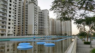 Balcony Image of 3640 Sq.ft 4 BHK Apartment / Flat for sale in Adani Water Lily, Vaishno Devi Circle Ahmedabad for Rs. 32500000