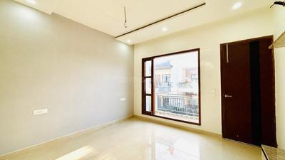 Bedroom Image of 1990 Sq.ft 3 BHK Duplex for sale in Dhakoli Zirakpur for Rs. 13425000