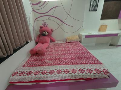 Bedroom Image of 3150 Sq.ft 4 BHK Apartment / Flat for sale in Bodakdev Ahmedabad for Rs. 30000000