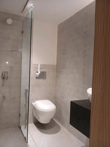 Common Bathroom Image of 900 Sq.ft 2 BHK Apartment / Flat for sale in Chembur Mumbai for Rs. 27000000