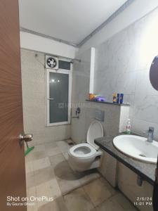 Bathroom Image of 1800 Sq.ft 3 BHK Apartment / Flat for rent in Hero Homes, Sector 88 Mohali for Rs. 43000