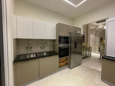 Kitchen Image of 2505 Sq.ft 4 BHK Apartment / Flat for sale in Uptown Skylla, PR7 Airport Road Zirakpur for Rs. 20000000