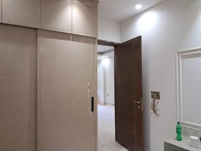 Bedroom Image of 900 Sq.ft 3 BHK Builder Floor for sale in Paschim Vihar New Delhi for Rs. 18000000