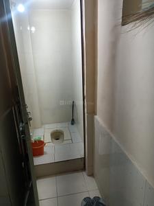 Bathroom Image of 800 Sq.ft 1 BHK Builder Floor for rent in Nikol Ahmedabad for Rs. 9500