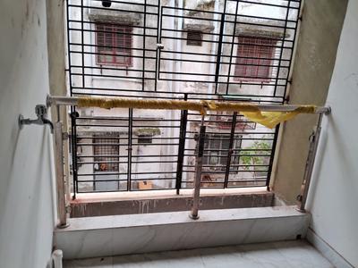 Balcony Image of 931 Sq.ft 2 BHK Apartment / Flat for sale in Tollygunge Kolkata for Rs. 6900000