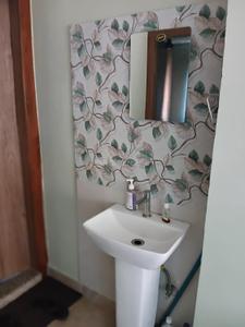 Image of 1340 Sq.ft 2 BHK Builder Floor for rent in Chandmari, Guwahati for Rs. 18000