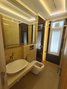 Bathroom Image of 1980 Sq.ft 4 BHK Apartment / Flat for sale in Gokhalenagar Pune for Rs. 30000000