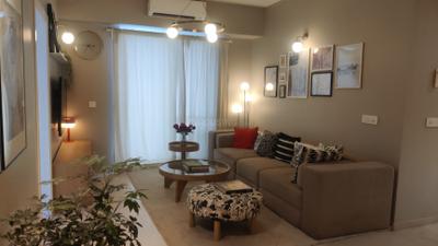 Living Room Image of 2400 Sq.ft 3 BHK Apartment / Flat for sale in DLF One Midtown, Karampura New Delhi for Rs. 64500000