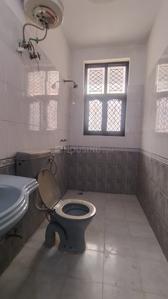 Bathroom Image of 1503 Sq.ft 6 BHK Independent House for sale in Sector 31 Gurgaon for Rs. 56450000