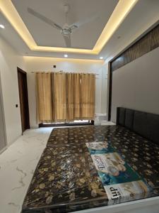 Bedroom Image of 700 Sq.ft 1 BHK Builder Floor for rent in Sector 122 Noida for Rs. 27000