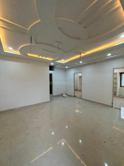 D square 1 Main Image 1