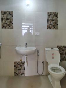 Common Bathroom Image of 624 Sq.ft 2 BHK Apartment / Flat for rent in Mahindra Happinest Kalyan, Bhiwandi Thane for Rs. 17600