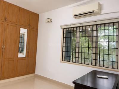 Bedroom Image of 1800 Sq.ft 3 BHK Builder Floor for rent in Adyar Chennai for Rs. 85000