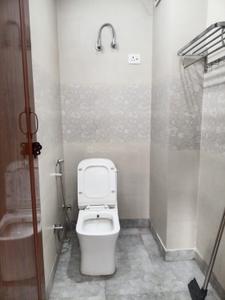 Bathroom Image of 1400 Sq.ft 3 BHK Apartment / Flat for sale in DDA Akshardham Apartments, Sector 19 Dwarka New Delhi for Rs. 17000000