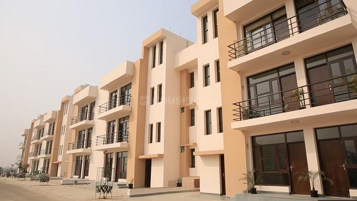 Wave City Main Image 1