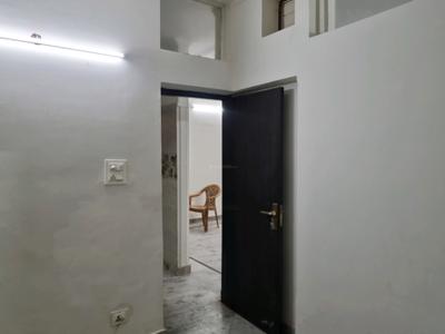 Bedroom Image of 900 Sq.ft 3 BHK Builder Floor for rent in Janakpuri New Delhi for Rs. 27000
