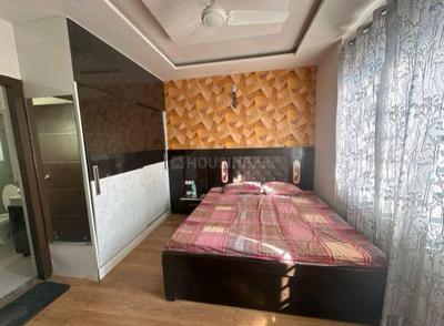 Bedroom Image of 1367 Sq.ft 2 BHK Apartment / Flat for rent in Raheja Vedaanta, Sector 108 Gurgaon for Rs. 28000